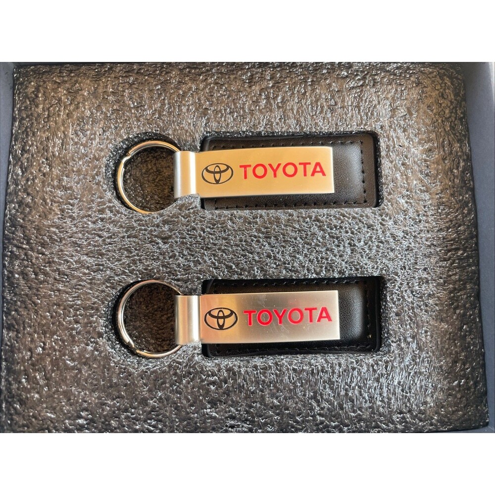 2 Toyota LOGO on Black Leather Rectangular Key Fob Keychain Key Ring Findlay AZ